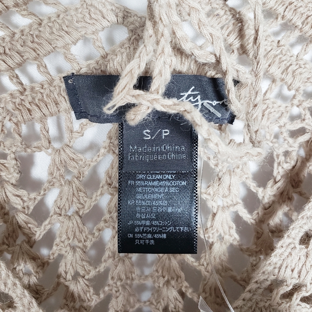 (Must bundle items $10 or less) - Picture 4 of 6